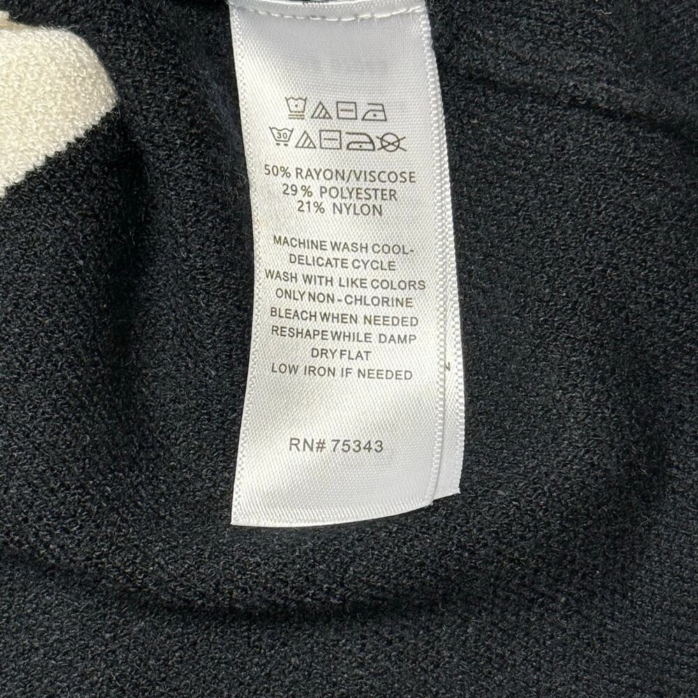 Tahari Women’s Medium Black White Striped Mock Neck Sweater Tunic Oversized Soft - Picture 7 of 8